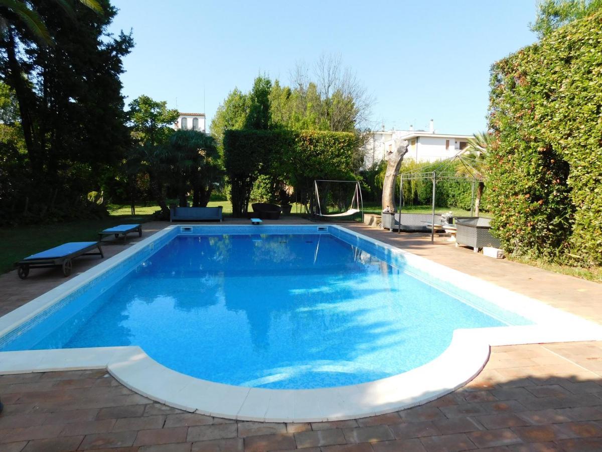 Appartamento Con Piscina Immersa Nel Verde カーシナ エクステリア 写真