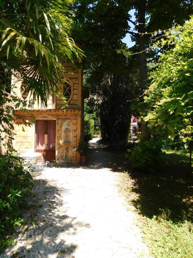 Appartamento Con Piscina Immersa Nel Verde カーシナ エクステリア 写真