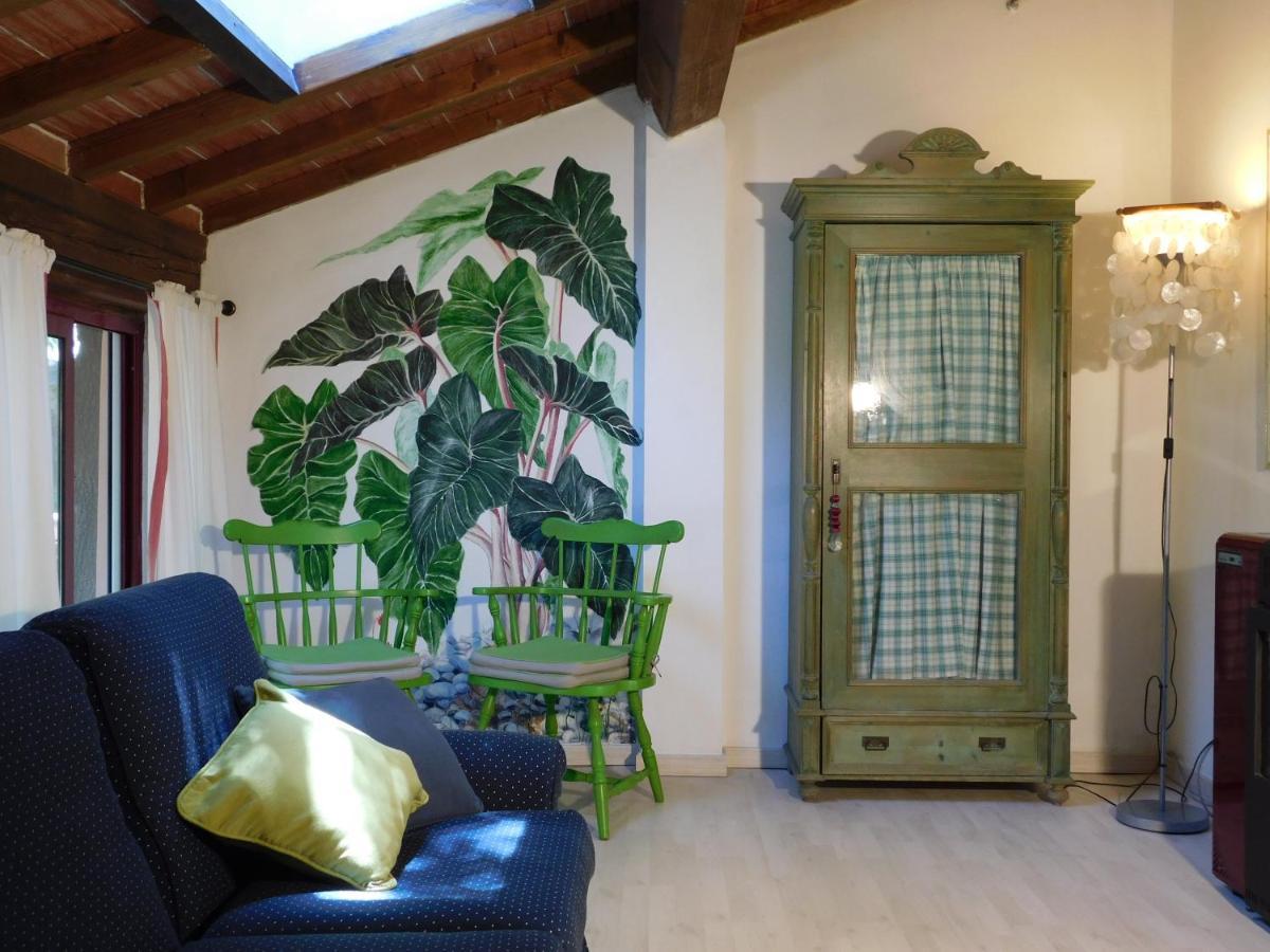 Appartamento Con Piscina Immersa Nel Verde カーシナ エクステリア 写真